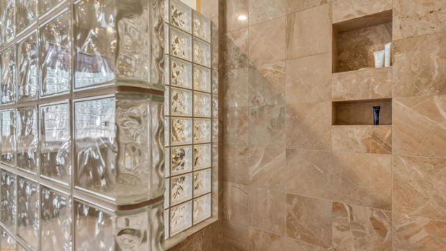 97 Via Bella, Rancho Mirage CA: https://media.crmls.org/mediaz/bdfd51bc-2a49-430c-b8c6-2b5ae8bbed3b.jpg