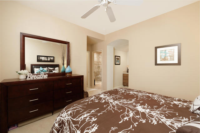 101 Desert Falls Drive, Palm Desert CA: https://media.crmls.org/mediaz/bdfd6e7c-eca1-4484-9267-6a01dc883642.jpg