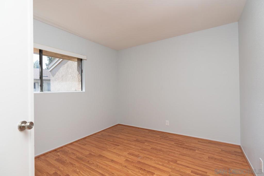 3286 Caminito Eastbluff - photo 8
