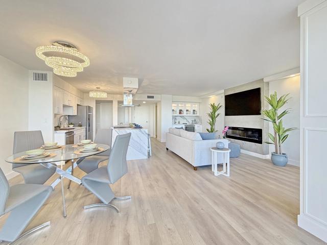 Detail Gallery Image 20 of 31 For 1820 Avenida Del Mundo #208,  Coronado,  CA 92118 - 2 Beds | 2 Baths