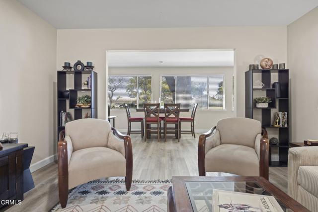 4222 Village 4, Camarillo CA: https://media.crmls.org/mediaz/be00a760-961a-47de-90b9-93d53b7b63c9.jpg