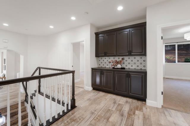 2360 Sunflower Circle, Gilroy CA: https://media.crmls.org/mediaz/be013754-ecde-4808-84af-017dbd909fc6.jpg