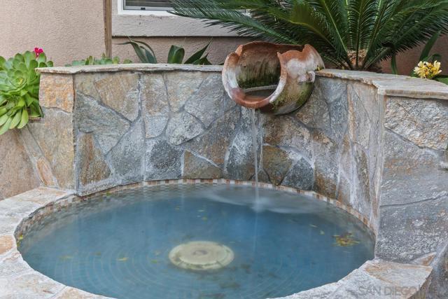 Image 31 of 37 For 1751 Victoria Way