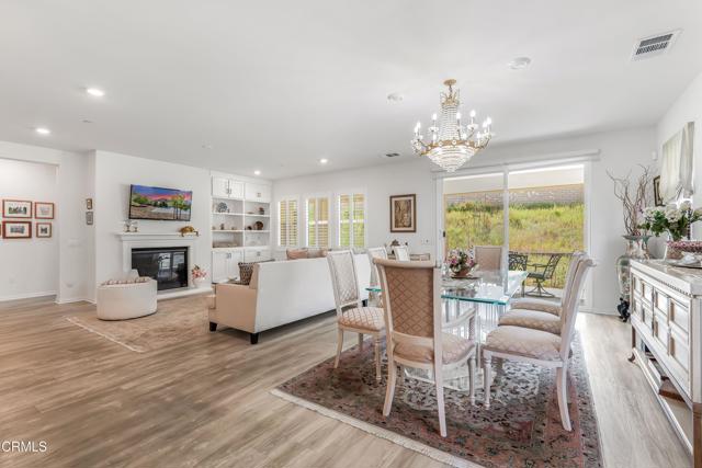 566 Purple Sage Lane, Simi Valley CA: https://media.crmls.org/mediaz/be01c854-625f-40cf-a20e-5b69e5988929.jpg