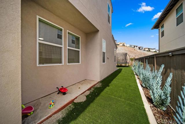 Image 43 of 51 For 1567 Corte Botanicas