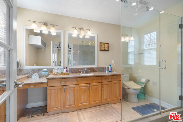 1756 Milano, Montebello CA: https://media.crmls.org/mediaz/be02aa4b-384a-4dbb-85a1-af559619bf20.jpg