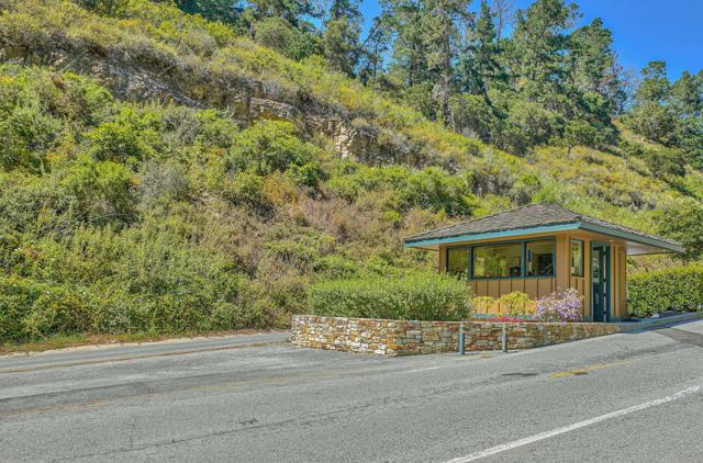 120 Del Mesa Carmel, Carmel CA: https://media.crmls.org/mediaz/be036ba8-c08e-4fa4-a04e-a192926ddbd2.jpg