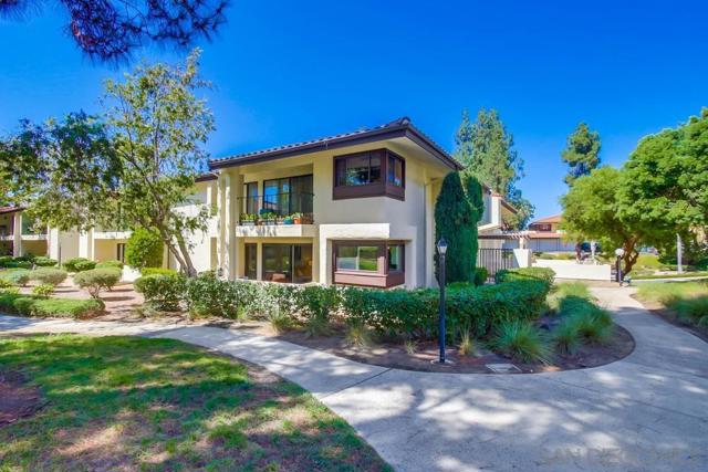 17637 Pomerado Rd, San Diego CA: https://media.crmls.org/mediaz/be038dbb-1809-425e-a354-3cadbc9f41d3.jpg