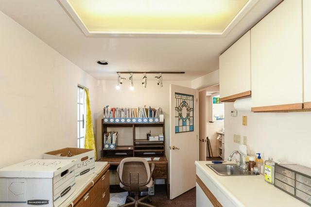 1084 Cass Street, Monterey CA: https://media.crmls.org/mediaz/be05b976-cf62-4f9f-825c-a79b19b52eb6.jpg