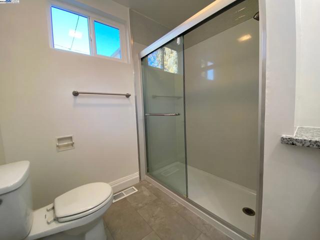 712 S 2Nd St, San Jose CA: https://media.crmls.org/mediaz/be06cfe6-532f-4dc1-b917-b54763593730.jpg