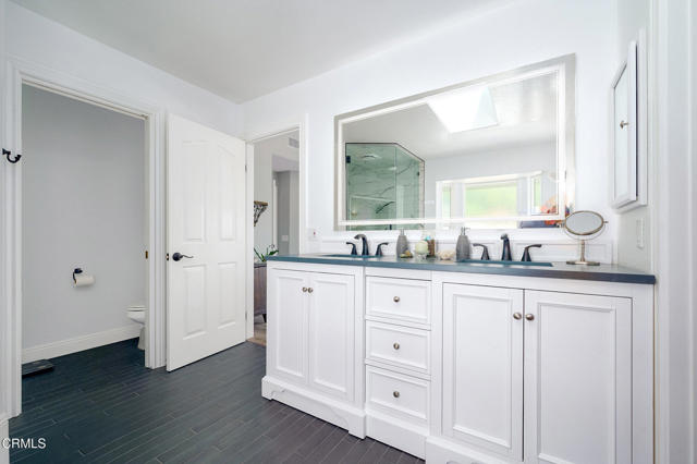 2207 Terra Bella Lane, Camarillo CA: https://media.crmls.org/mediaz/be070750-6540-49c6-80a0-b7326e1369a1.jpg