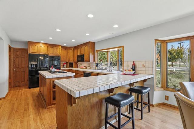 12101 Columbet Avenue, San Martin CA: https://media.crmls.org/mediaz/be07a7b3-c761-491a-aff0-ad432d291582.jpg