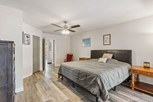 23849 Gymkhana RD, Ramona CA: https://media.crmls.org/mediaz/be07d9c5-3719-4170-b83a-6fd12d8d7bdc.jpg