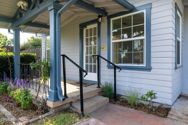 259 Acacia Street, Altadena CA: https://media.crmls.org/mediaz/be0812ab-30eb-4b06-9577-13637acb8da4.jpg