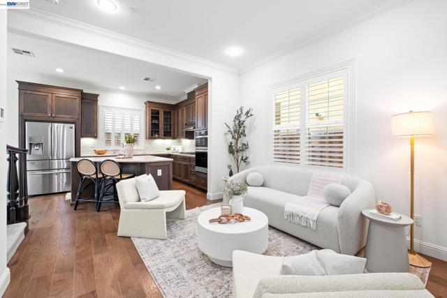 5119 Rowan Drive, San Ramon CA: https://media.crmls.org/mediaz/be088605-33cf-4048-a849-a0b55bbd934e.jpg