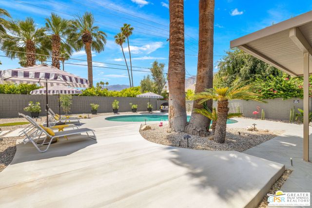 1251 E San Lorenzo Road, Palm Springs CA: https://media.crmls.org/mediaz/be093d01-85e0-46d4-b557-cdf0a5f7d2b4.jpg