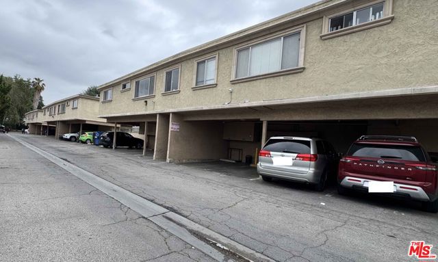 20159 Cohasset Street, Winnetka CA: https://media.crmls.org/mediaz/be093da2-7eb7-4f13-9751-2559b042f5f8.jpg