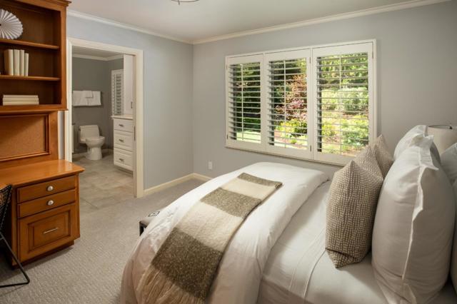 13801 Templeton Place, Los Altos CA: https://media.crmls.org/mediaz/be095263-b18f-4ef4-be02-d32d80fe4b7c.jpg