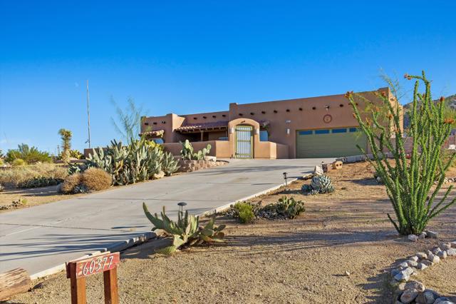 60377 Pueblo Trail, Joshua Tree CA: https://media.crmls.org/mediaz/be097421-b5ba-464a-b180-edb6ffa74313.jpg