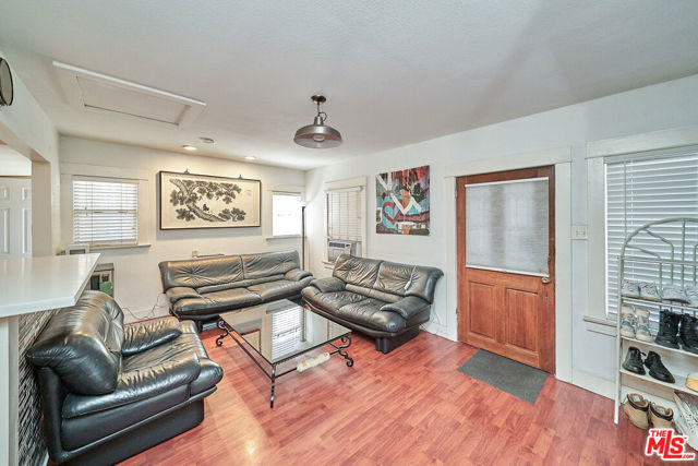 1224 Dewey Avenue, Los Angeles CA: https://media.crmls.org/mediaz/be0a9e6b-3349-4fb7-a8b8-f07ad812e924.jpg
