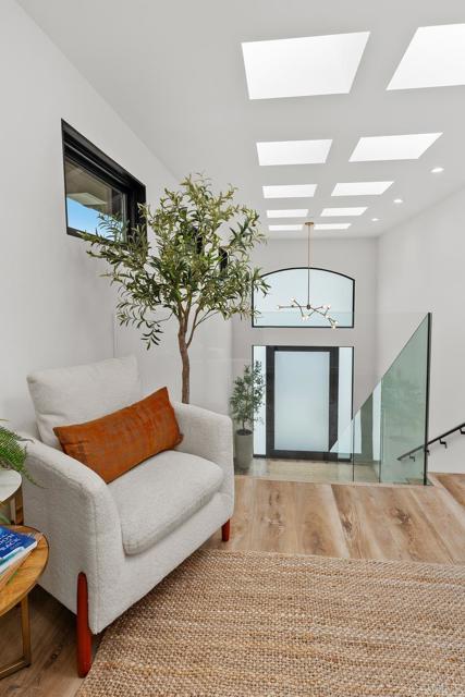 5186 Maynard Street, San Diego CA: https://media.crmls.org/mediaz/be0ae094-a374-49f8-b447-67e15d719e04.jpg
