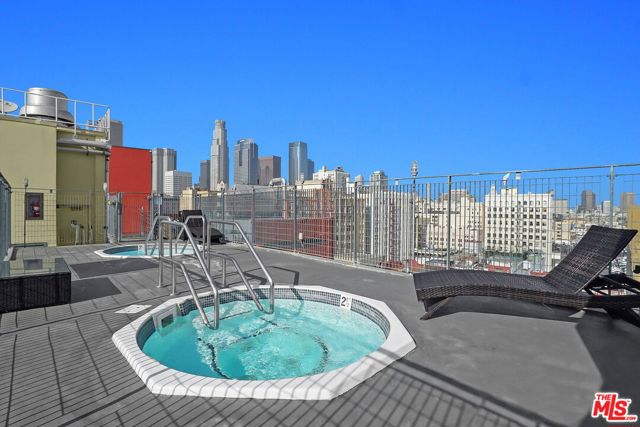 746 S Los Angeles Street, Los Angeles CA: https://media.crmls.org/mediaz/be0b318f-59d8-4a5d-882f-323df34e0082.jpg