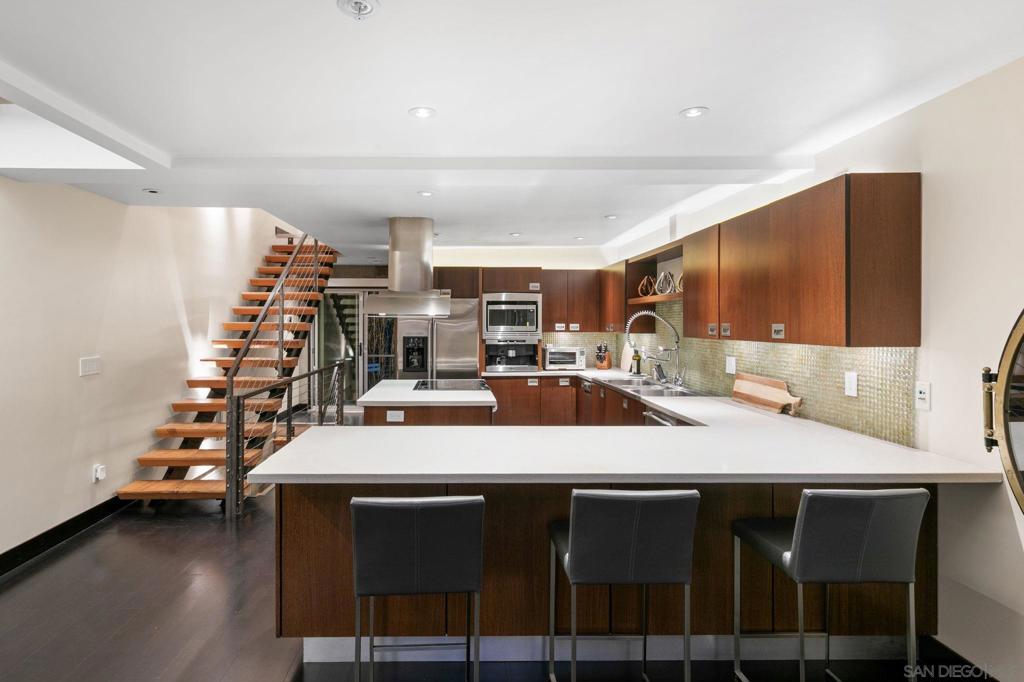 3033 India St. - photo 8