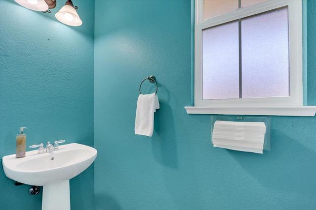 2012 Purcell Place, San Jose CA: https://media.crmls.org/mediaz/be0c9c67-a3e6-4f5e-9a4f-d5f94c8a48f4.jpg