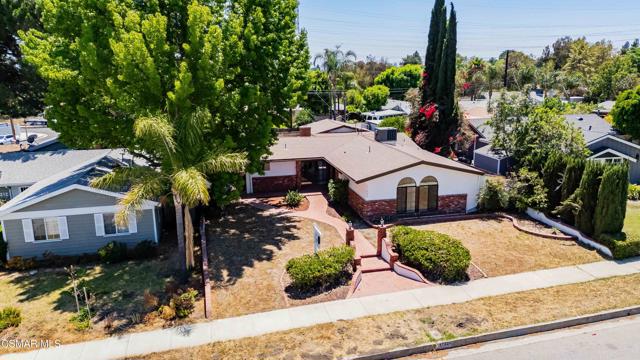 17220 Rinaldi, Granada Hills