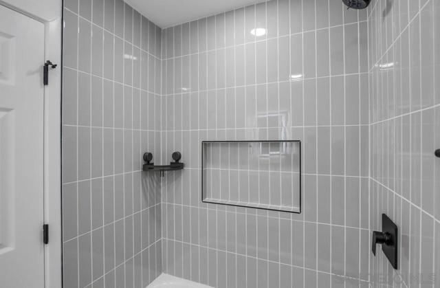 13113 Calle De Las Rosas, San Diego CA: https://media.crmls.org/mediaz/be0e0490-e8e5-4d2e-87a0-38c03cd061ad.jpg