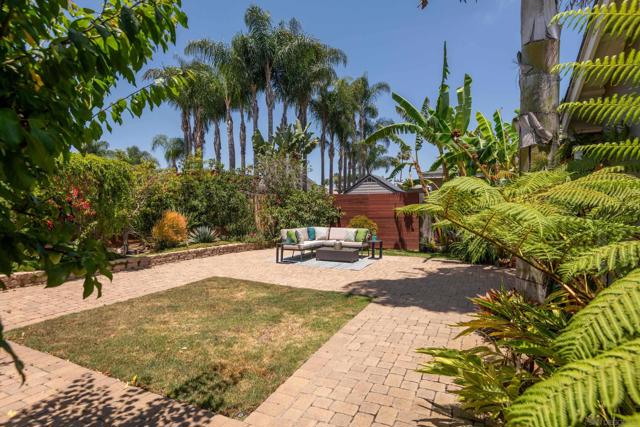 4472 Huerfano Ave, San Diego CA: https://media.crmls.org/mediaz/be0e4267-30a3-44eb-b05c-00887f94632d.jpg