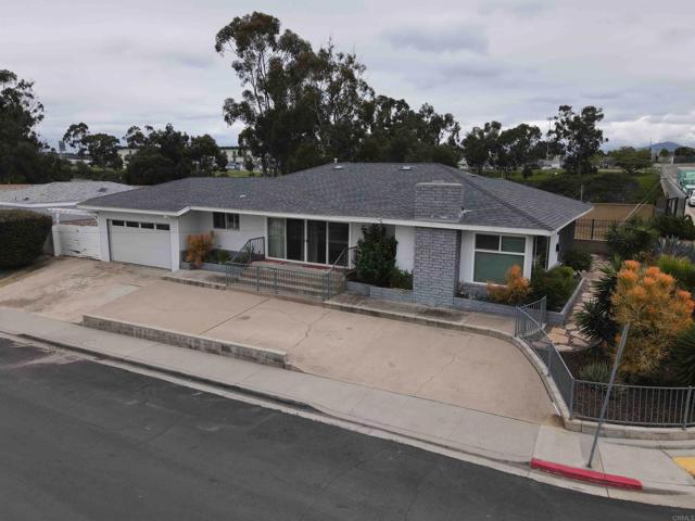 4606 Ocean View Boulevard, San Diego CA: https://media.crmls.org/mediaz/be0e7e83-81f5-4f5f-938b-2fb30f4bde7c.jpg