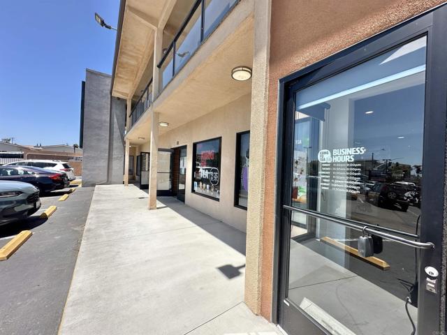 Image 2 of 7 For 1615 Plaza Boulevard