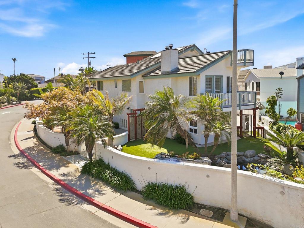 2438 Ocean Street - photo 3
