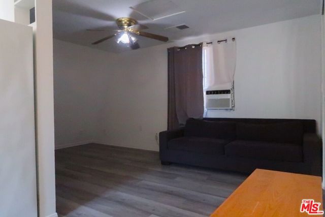 16065 Porter Avenue, Riverside CA: https://media.crmls.org/mediaz/be103c23-64f5-4e8a-9e8c-c3843c2acaf7.jpg