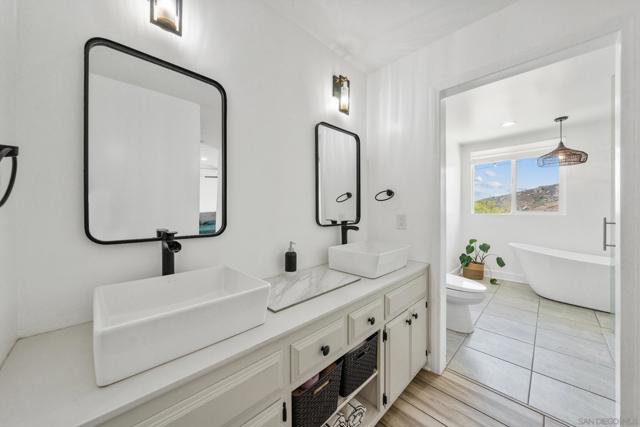 9231 Gawn Trl, Moreno Valley CA: https://media.crmls.org/mediaz/be1116c7-5c0b-4b0f-b2ef-9184f8ebdc30.jpg