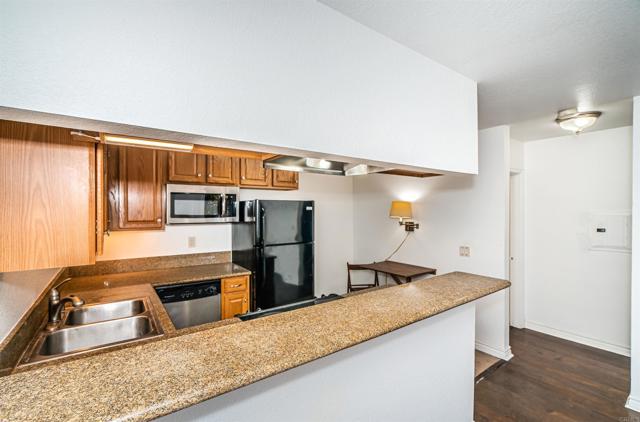 Detail Gallery Image 3 of 16 For 1631 Bayview Heights Dr #16,  San Diego,  CA 92105 - 1 Beds | 1 Baths