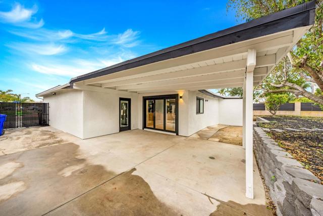 Image 37 of 48 For 4664 Isleta Ave