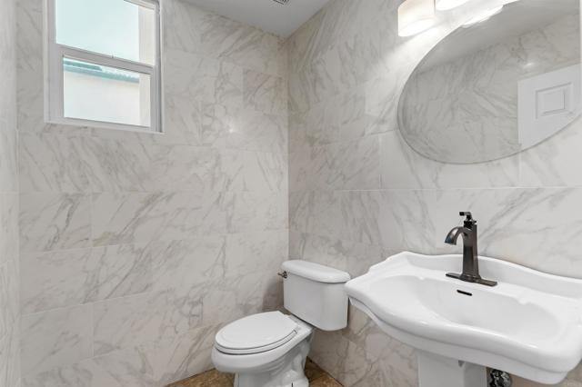 1049 Boulder, Oceanside CA: https://media.crmls.org/mediaz/be126c4c-0e17-40f3-97ec-3b8aefdf55e1.jpg