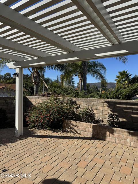 6301 Pisces Street, Agoura Hills CA: https://media.crmls.org/mediaz/be155489-6b09-4a10-aa95-c7d6500d47c2.jpg