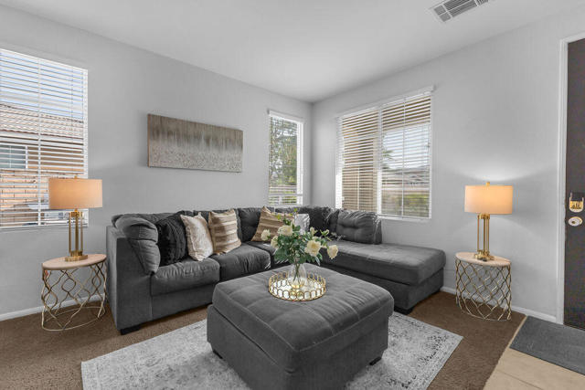 Image 2 of 67 For 37411 Bosley Street