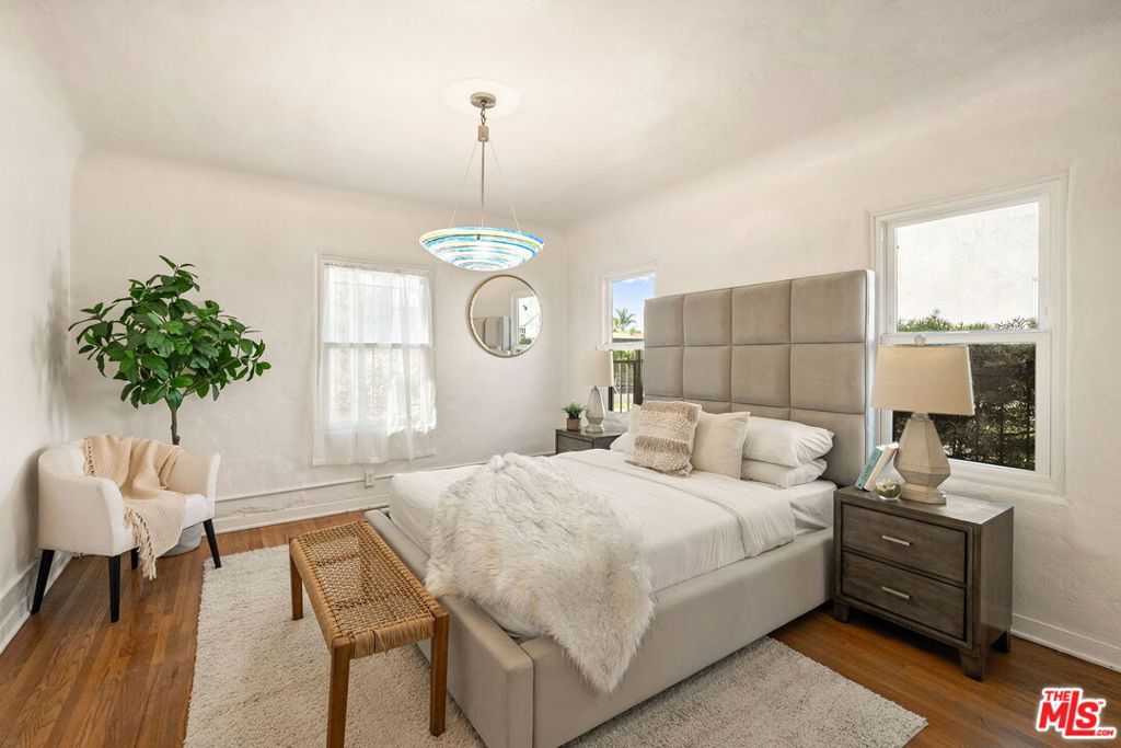 MLS #25607473 image #23