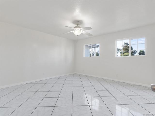 1621 Lilac, Ramona CA: https://media.crmls.org/mediaz/be16d22f-d541-4df8-89b3-c7739f9117e4.jpg