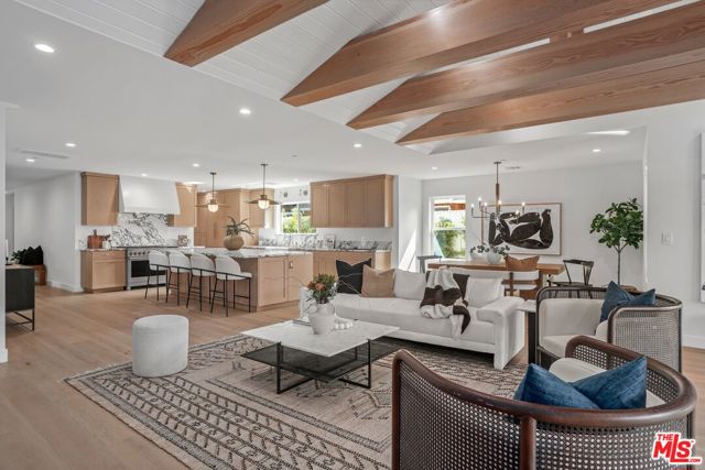 Image 10 of 29 For 4525 Greenbush Avenue