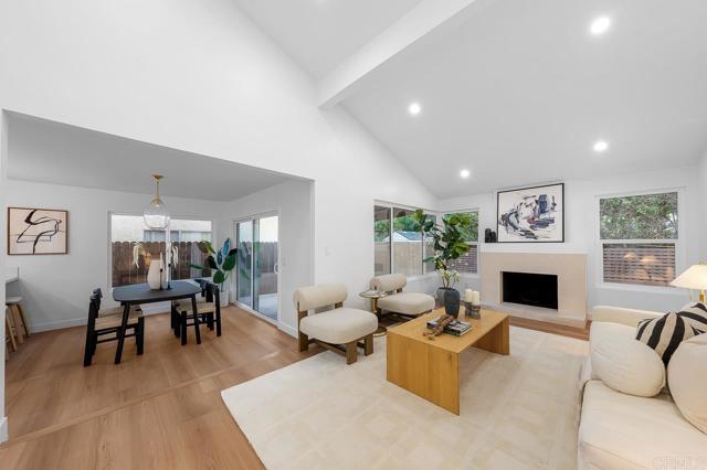 Detail Gallery Image 9 of 37 For 5679 Antigua Bld, San Diego,  CA 92124 - 3 Beds | 2 Baths