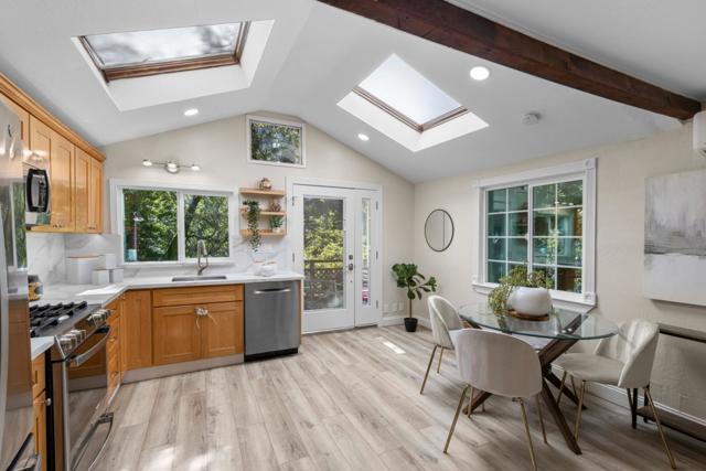 19495 Beardsley Road, Los Gatos CA: https://media.crmls.org/mediaz/be192ce8-e66d-4ff8-bc8d-fc6ff6a5e114.jpg