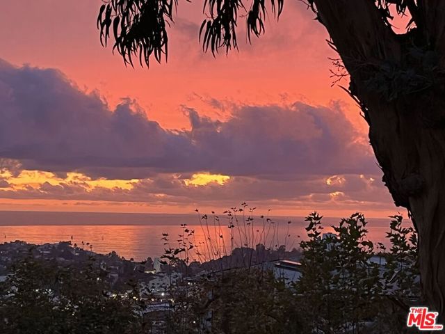 Drew Fenton | 1357 Chautauqua Boulevard Pacific Palisades CA | MLS: 7364003