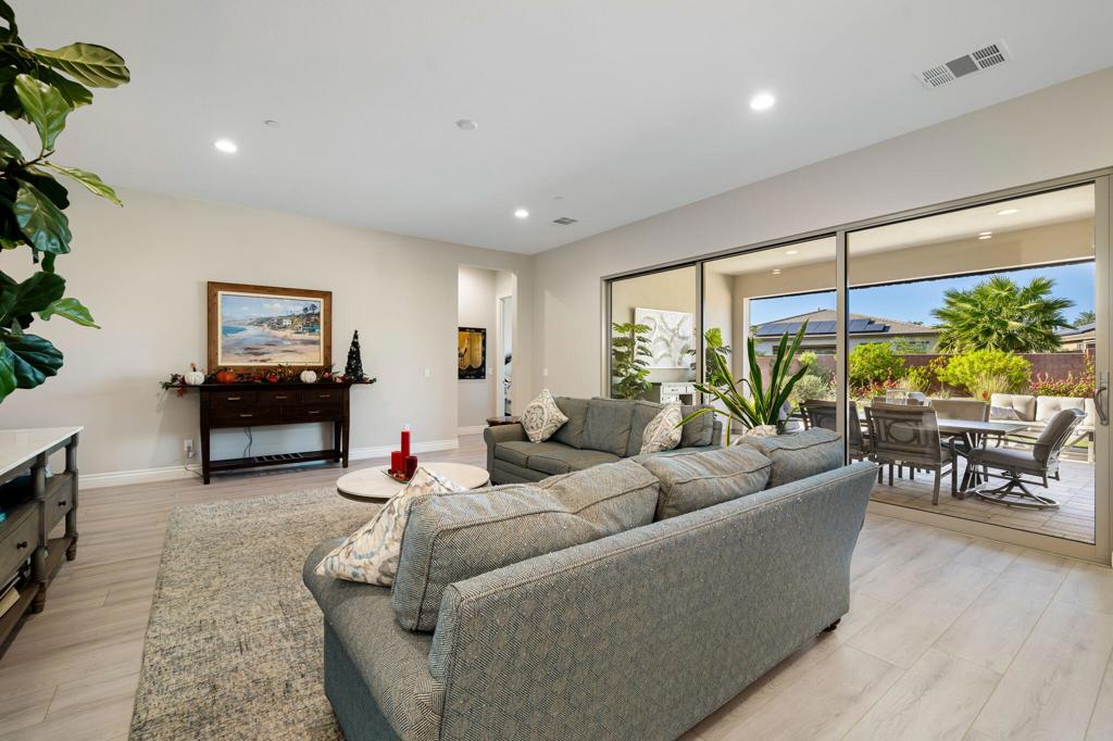 MLS #219135499DA image #7