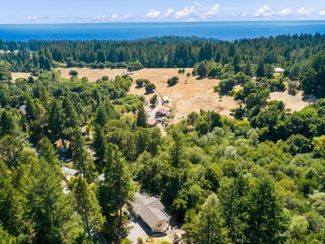 462 Quail Drive, Santa Cruz CA: https://media.crmls.org/mediaz/be1c1b60-cdd8-409b-bb28-2790dfa94a31.jpg