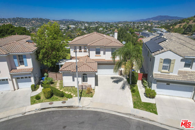629 Milford Street, Los Angeles CA: https://media.crmls.org/mediaz/be1c5799-0c6d-45a0-b6be-c97d9912b92d.jpg